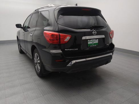 Used 2019 Nissan Pathfinder S image 5