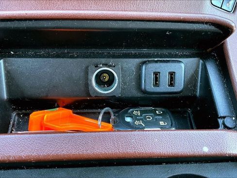 Used 2016 Chevrolet Tahoe LTZ AWD/4WD image 33