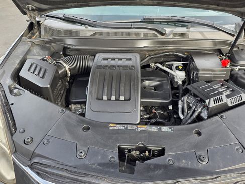 Used 2017 Chevrolet Equinox LS image 25