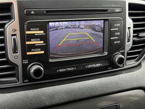 Used 2019 Kia Sportage LX image 21