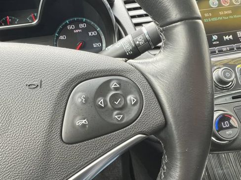 Used 2017 Chevrolet Impala Premier FWD image 25
