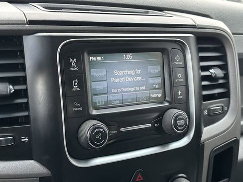 Used 2018 RAM 3500 Tradesman w/ Chrome Appearance Group image 19