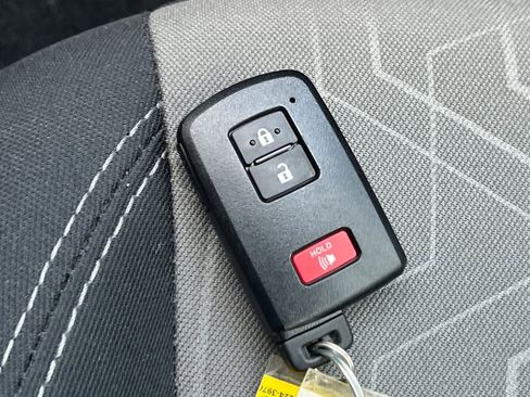 Used 2021 Toyota Tacoma TRD Off-Road w/ Technology Package image 22