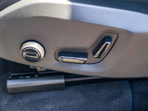 Used 2026 Volvo XC90 B5 Core image 23