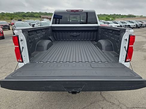 Used 2025 Chevrolet Silverado 2500 LT w/ Trail Boss Package image 7