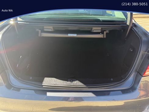 Used 2014 Mercedes-Benz E 350 4MATIC Sedan w/ Premium 1 Package image 40