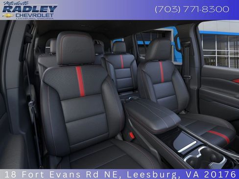 New 2026 Chevrolet Traverse RS image 18