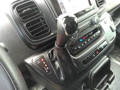 Used 2025 RAM ProMaster 2500 w/ Convenience Group FWD image 31