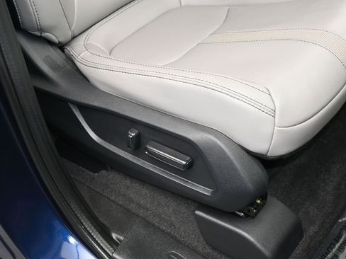 Used 2024 Honda Pilot EX-L image 48