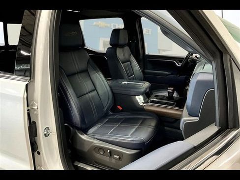 Certified 2022 Chevrolet Silverado 1500 High Country w/ High Country Premium Package image 27