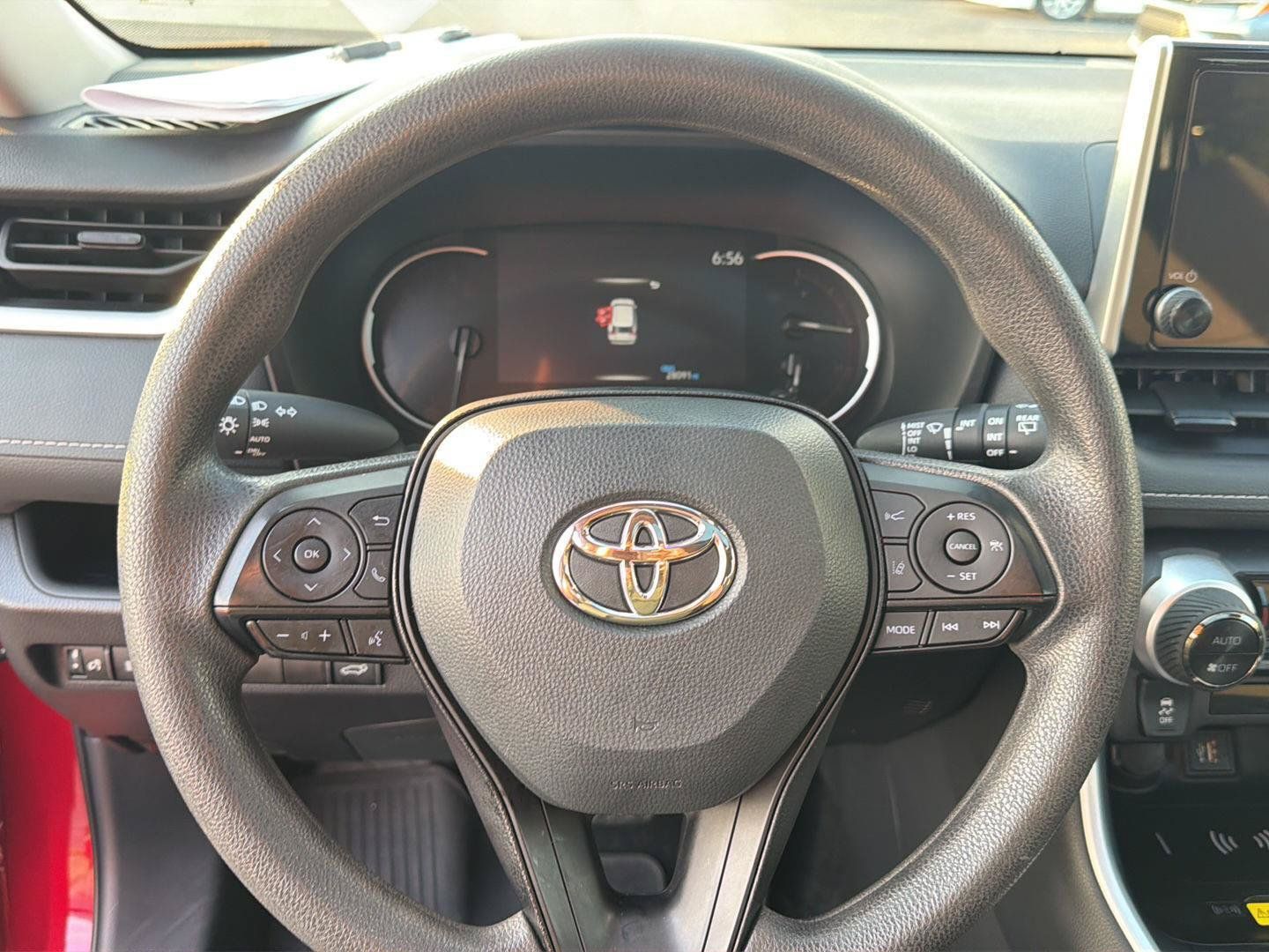Certified 2025 Toyota RAV4 XLE w/ Convenience Package FWD image 20