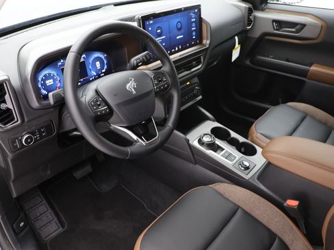 New 2025 Ford Bronco Sport Outer Banks image 11