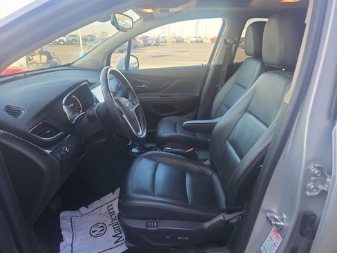 Used 2019 Buick Encore Essence image 7