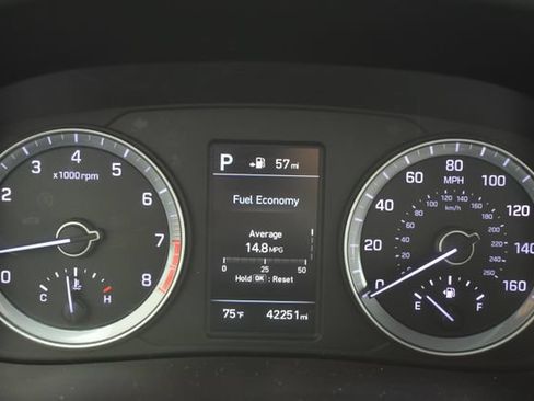 Used 2019 Hyundai Sonata SEL w/ Tech Package 02 FWD image 20