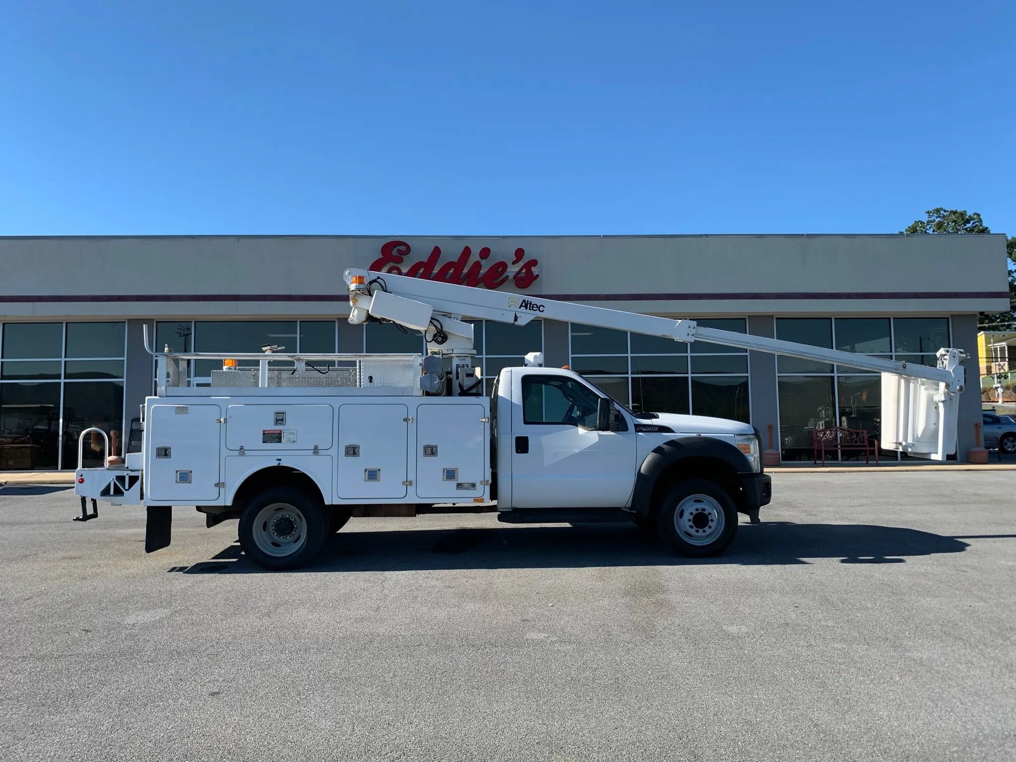 Used 2013 Ford F450 XL w/ Snow Plow Prep Pkg RWD image 48