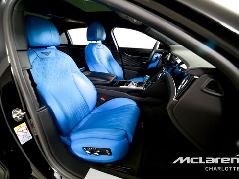 Used 2021 Bentley Flying Spur W12 image 25