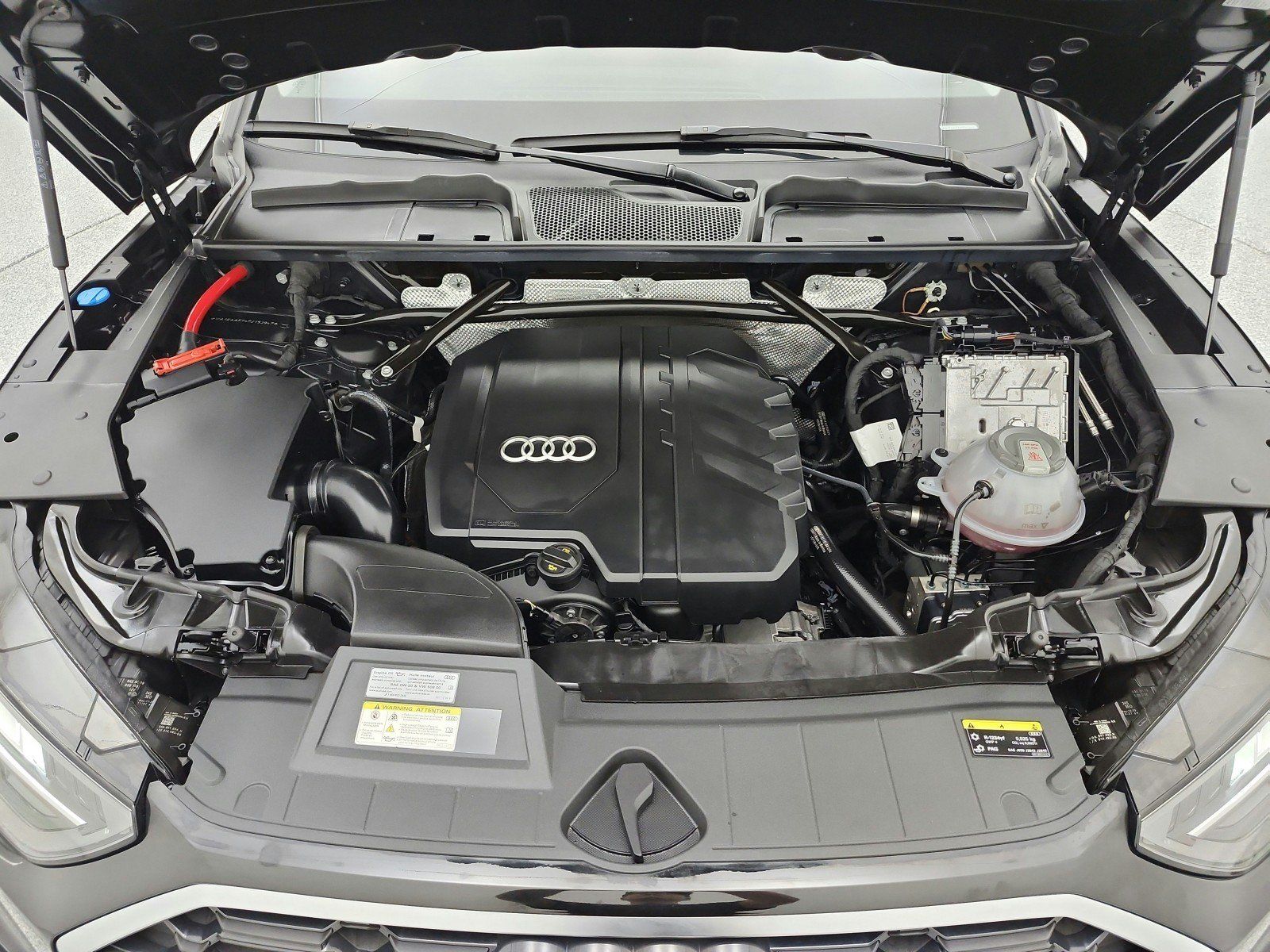 Used 2023 Audi Q5 2.0T Premium Plus w/ Premium Plus Package AWD/4WD image 16