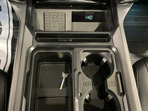 Used 2026 Ford F250 Lariat w/ Tremor Off-Road Package image 19