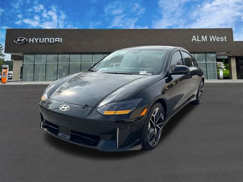 New 2025 Hyundai Ioniq 6 Limited image 1