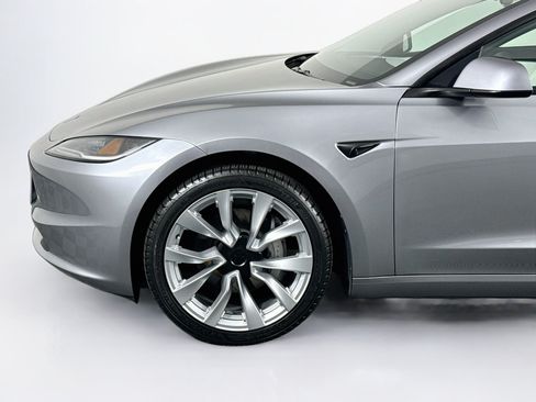 Used 2025 Tesla Model 3 Long Range RWD image 40