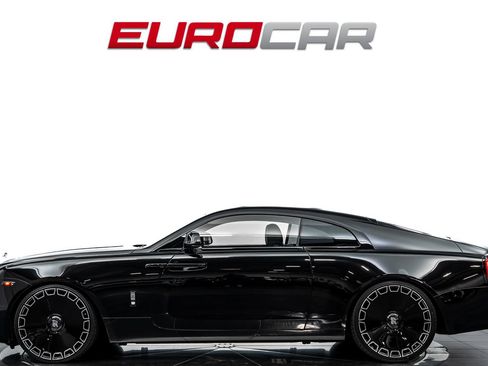 Used 2016 Rolls-Royce Wraith RWD image 2