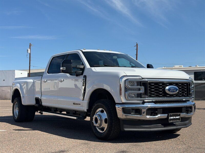 Used 2024 Ford F350 Lariat w/ FX4 Off-Road Package AWD/4WD image 1