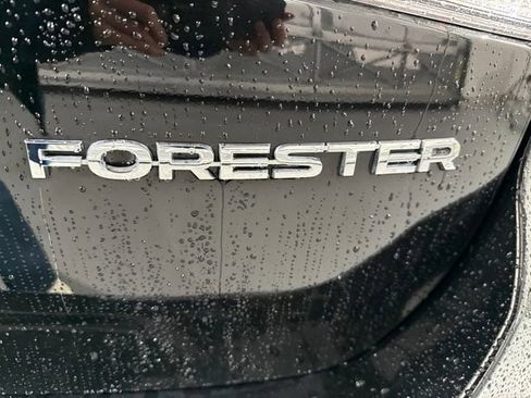 Used 2023 Subaru Forester Limited AWD/4WD image 9
