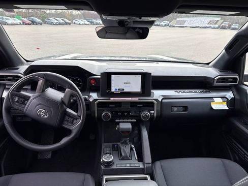 New 2025 Toyota Tacoma TRD Off-Road image 18
