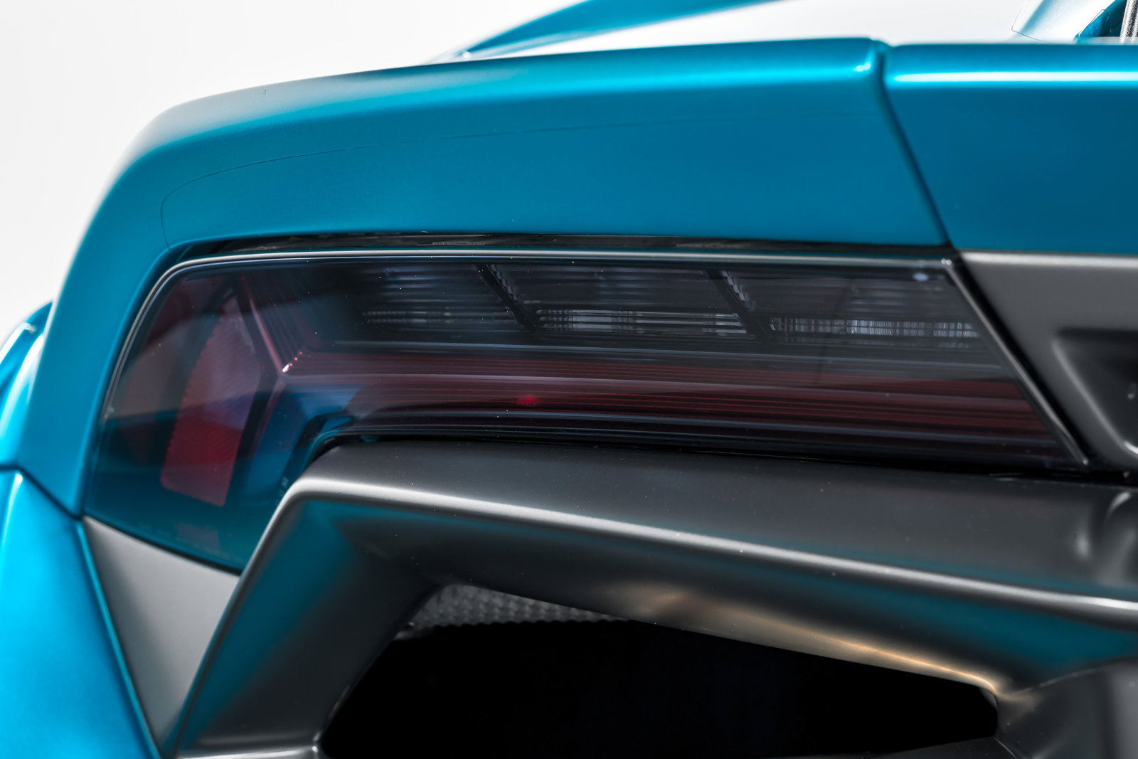 Used 2022 Lamborghini Huracan STO RWD image 54