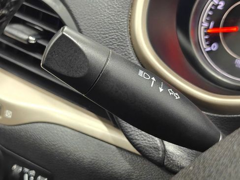 Used 2015 Jeep Cherokee Latitude w/ Cold Weather Group image 43