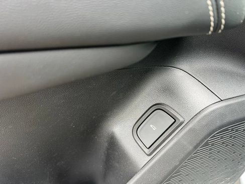 Used 2026 GMC Terrain Elevation w/ Elevation Premium Package AWD/4WD image 24