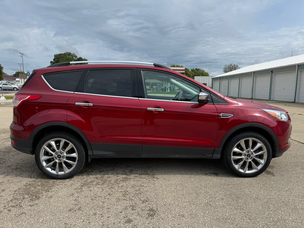 Used 2016 Ford Escape SE w/ SE Chrome Package AWD/4WD image 4