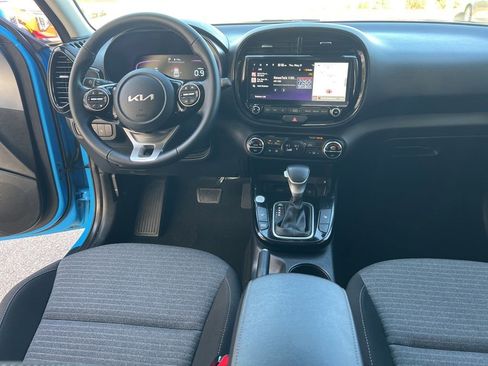Certified 2023 Kia Soul EX FWD image 17