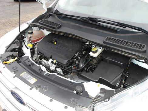 Used 2018 Ford Escape SE image 28