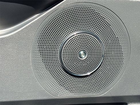 Used 2024 Ford Expedition Limited image 22