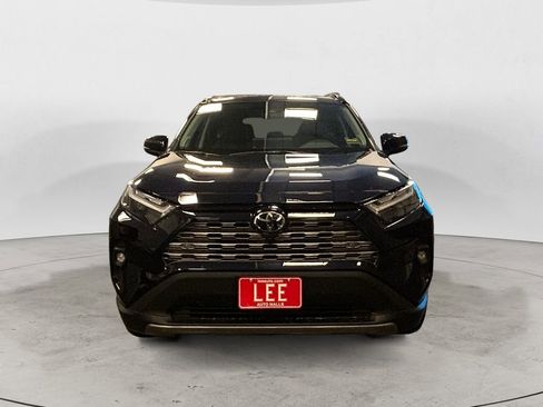 New 2025 Toyota RAV4 Limited image 8