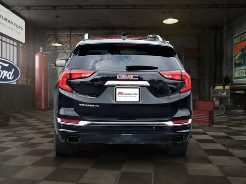 Used 2020 GMC Terrain Denali w/ LPO, Floor Liner Package FWD image 5