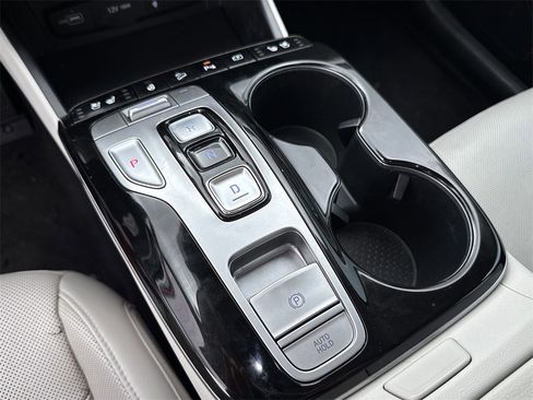Used 2022 Hyundai Tucson Limited image 19