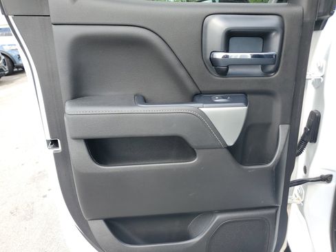 Used 2018 Chevrolet Silverado 1500 LT w/ All Star Edition image 21