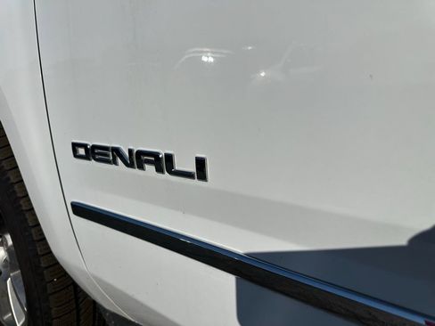 Used 2019 GMC Yukon XL Denali RWD image 34