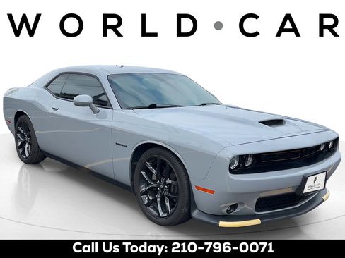 Used 2022 Dodge Challenger R/T w/ Blacktop Package RWD image 1