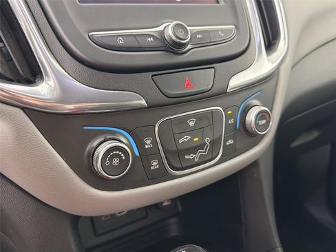 Used 2021 Chevrolet Equinox LS w/ LS Convenience Package FWD image 15
