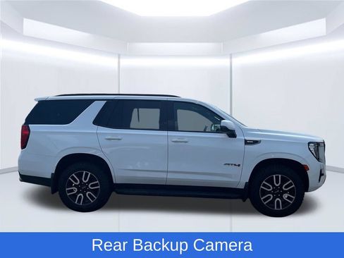 Used 2023 GMC Yukon AT4 w/ Technology Package AWD/4WD image 7