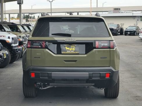 New 2026 Jeep Cherokee Overland image 5