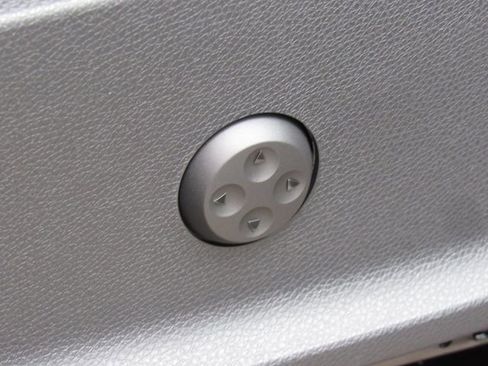 Used 2023 Mercedes-Benz Sprinter 2500 image 17