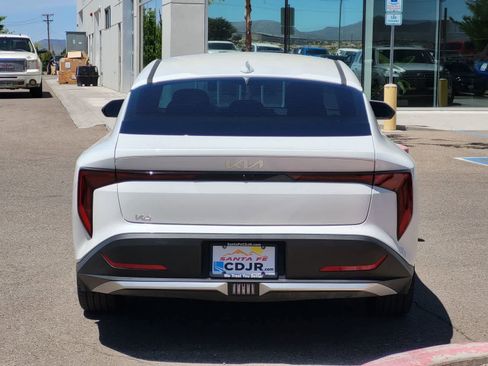 Used 2025 Kia K4 EX FWD image 6
