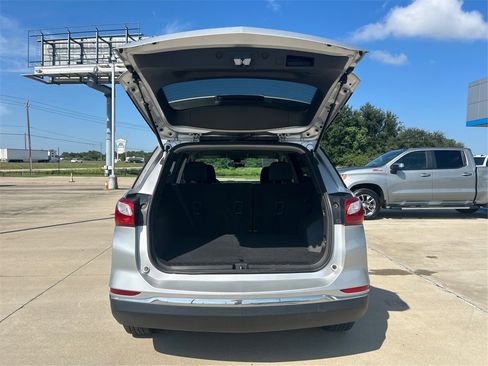 Used 2021 Chevrolet Equinox LT image 13
