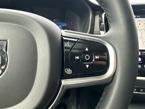 Used 2023 Volvo S60 B5 Ultimate w/ Climate Package FWD image 13