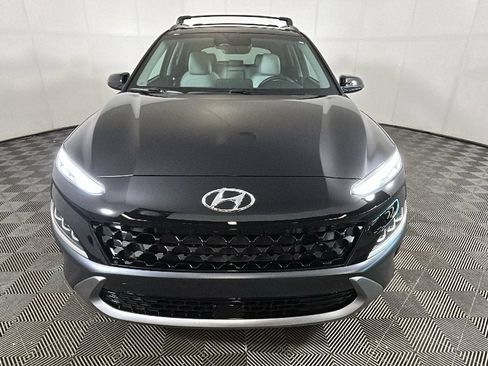 Used 2023 Hyundai Kona Limited AWD/4WD image 9