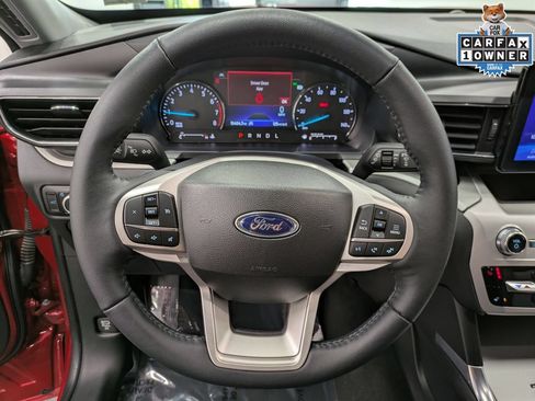 Used 2023 Ford Explorer XLT w/ Equipment Group 202A AWD/4WD image 20